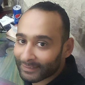 Meet your Posher, Moataz